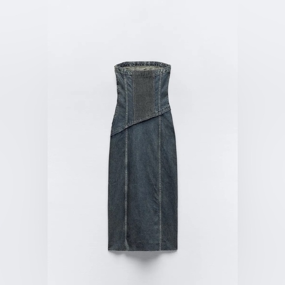 Zara Strapless Denim Midi Dress in Small - Picture 3 of 10